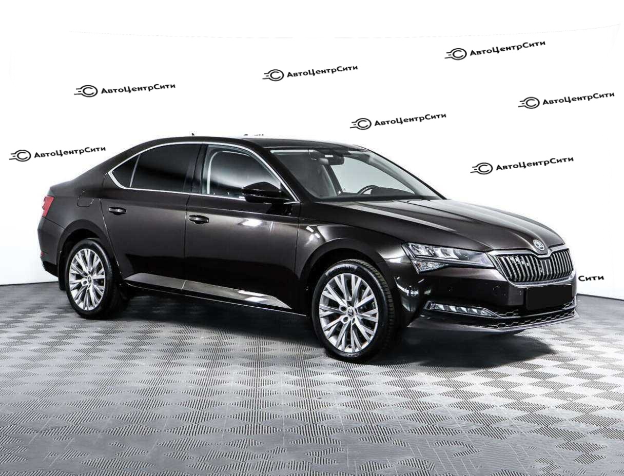 Skoda Superb с пробегом — 2020 год. Фото: #2