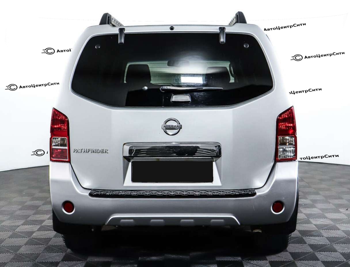Nissan Pathfinder с пробегом — 2012 год. Фото: #5