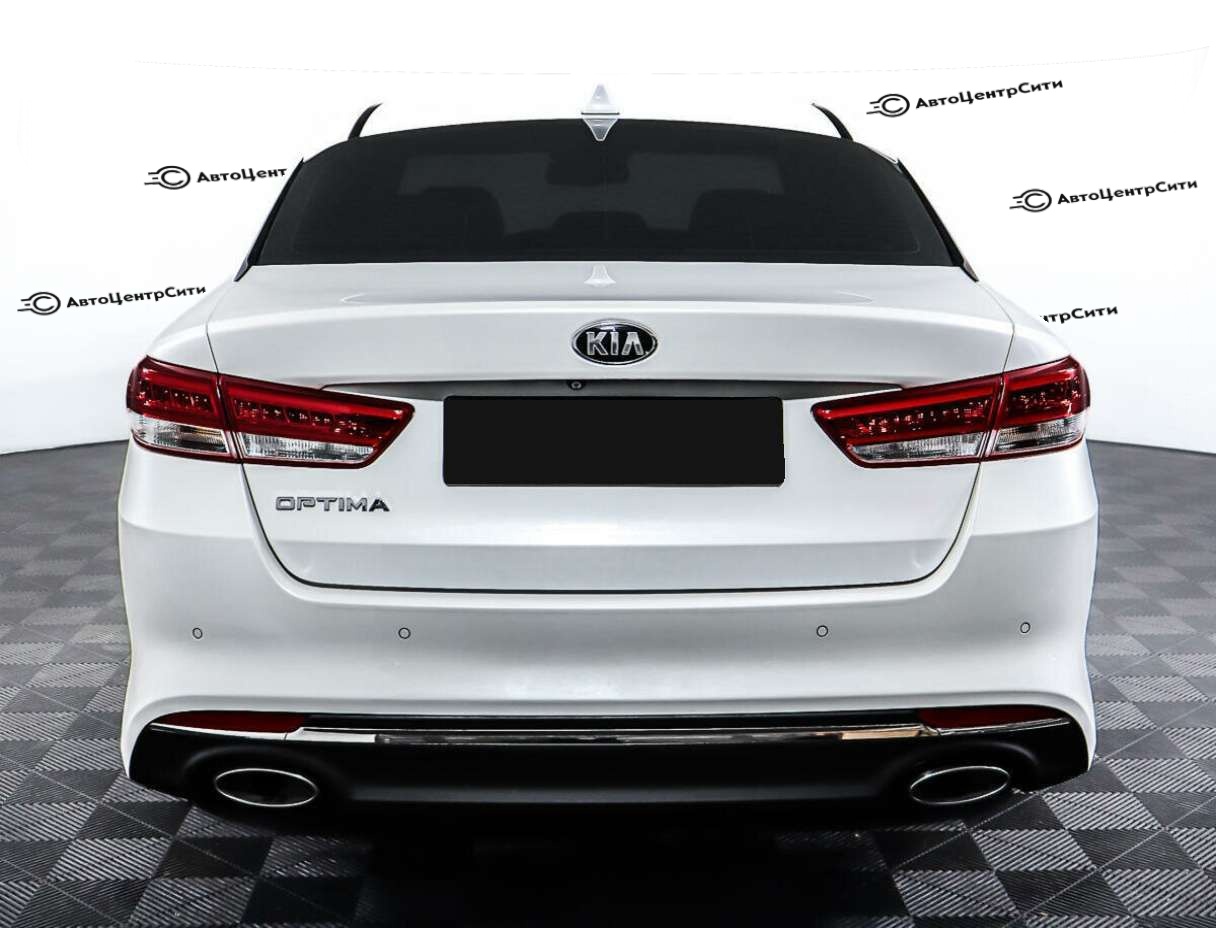 Kia Optima с пробегом — 2017 год. Фото: #5