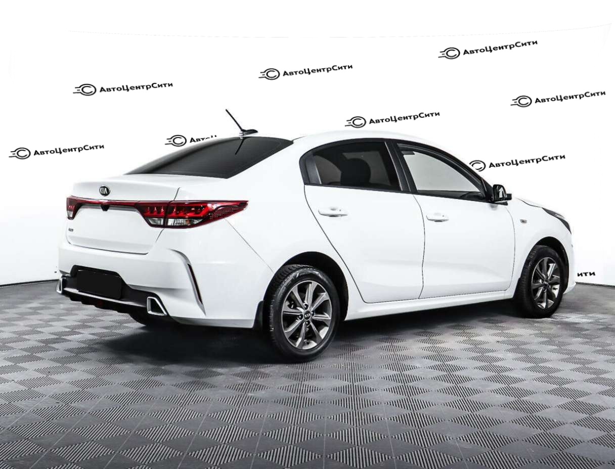 Kia Rio с пробегом — 2021 год. Фото: #4