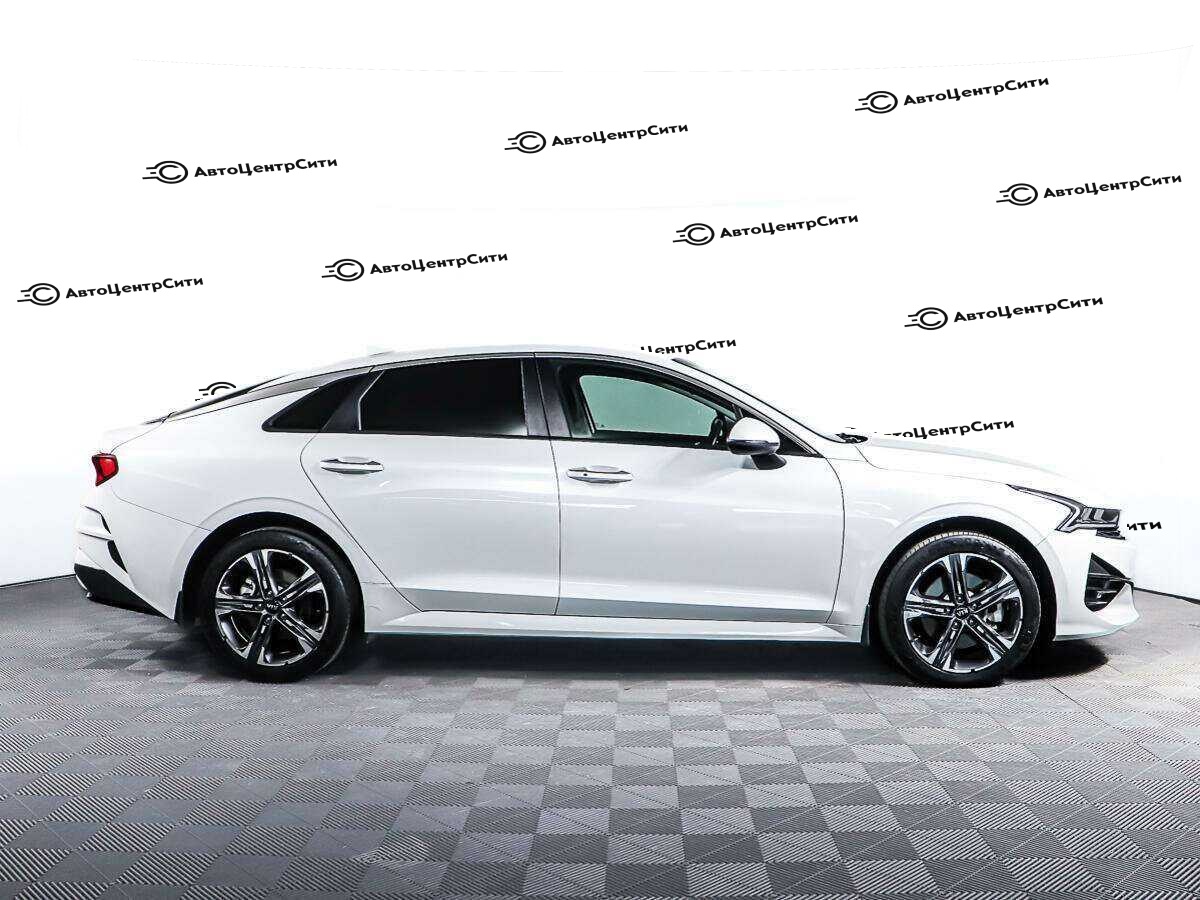 Kia K5 с пробегом — 2020 год. Фото: #3