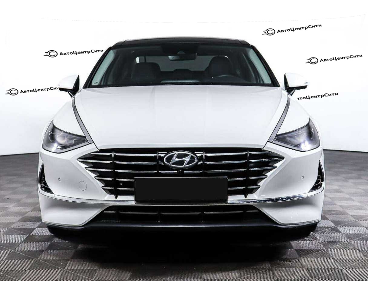 Hyundai Sonata с пробегом — 2022 год. Фото: #1