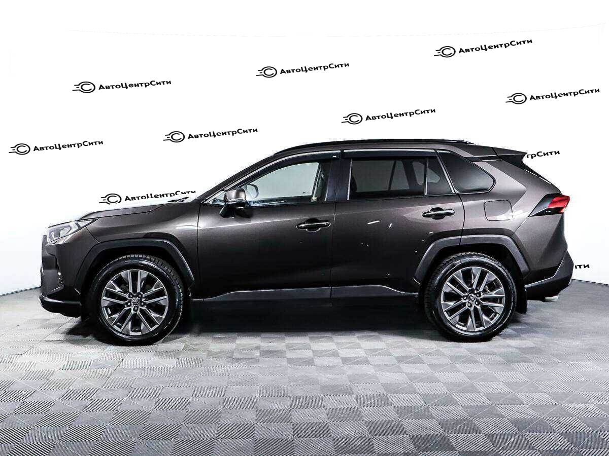 Toyota RAV4 с пробегом — 2019 год. Фото: #7