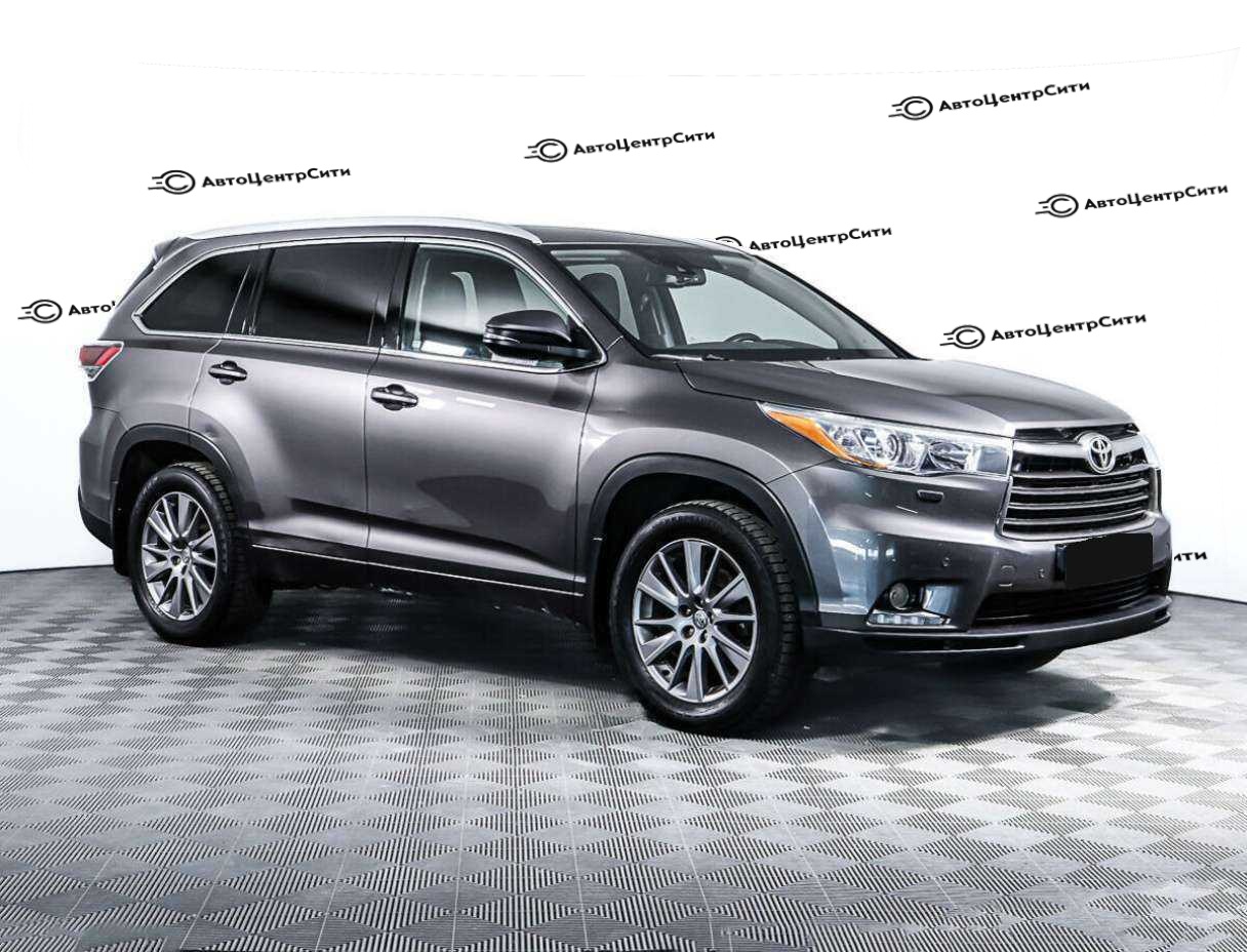 Toyota Highlander с пробегом — 2014 год. Фото: #1