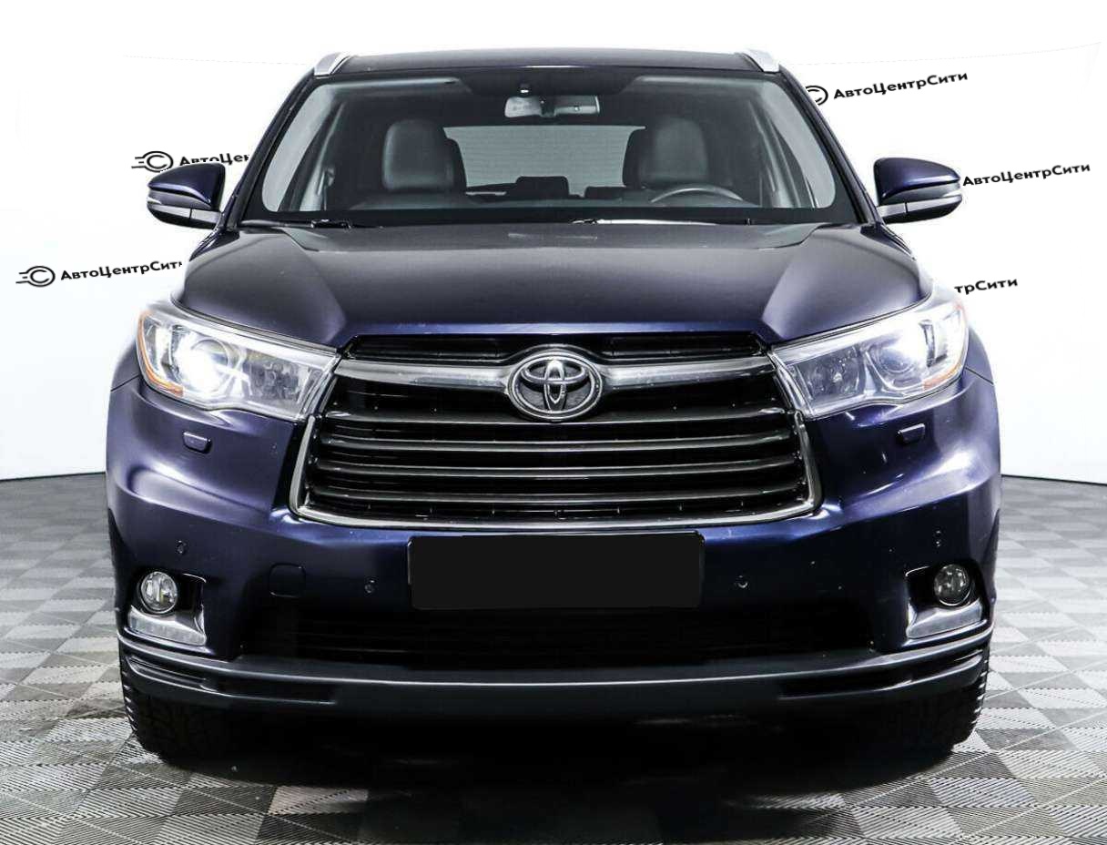 Toyota Highlander с пробегом — 2015 год. Фото: #1