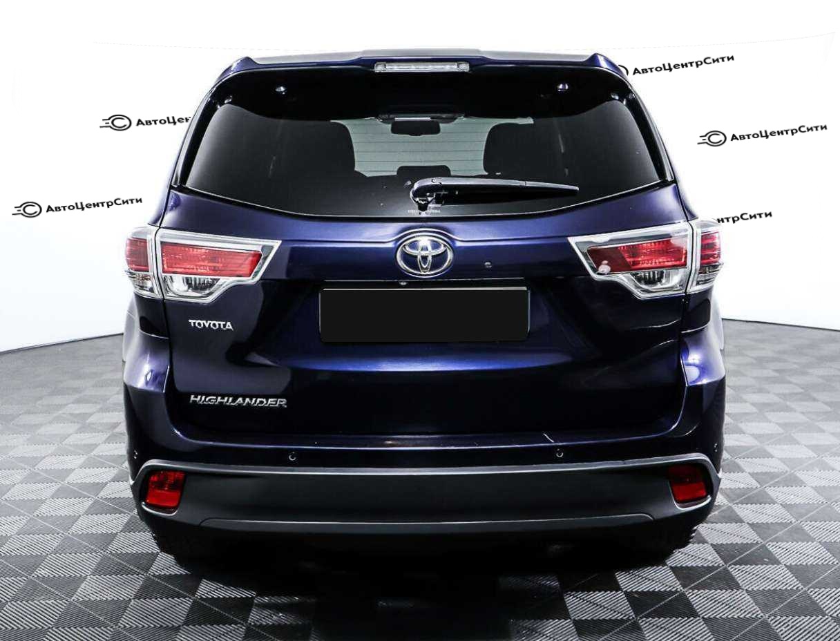 Toyota Highlander с пробегом — 2015 год. Фото: #5