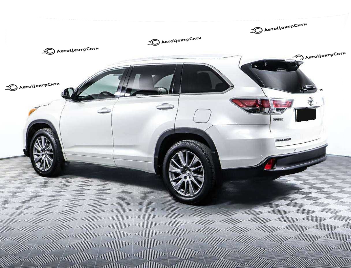Toyota Highlander с пробегом — 2014 год. Фото: #6