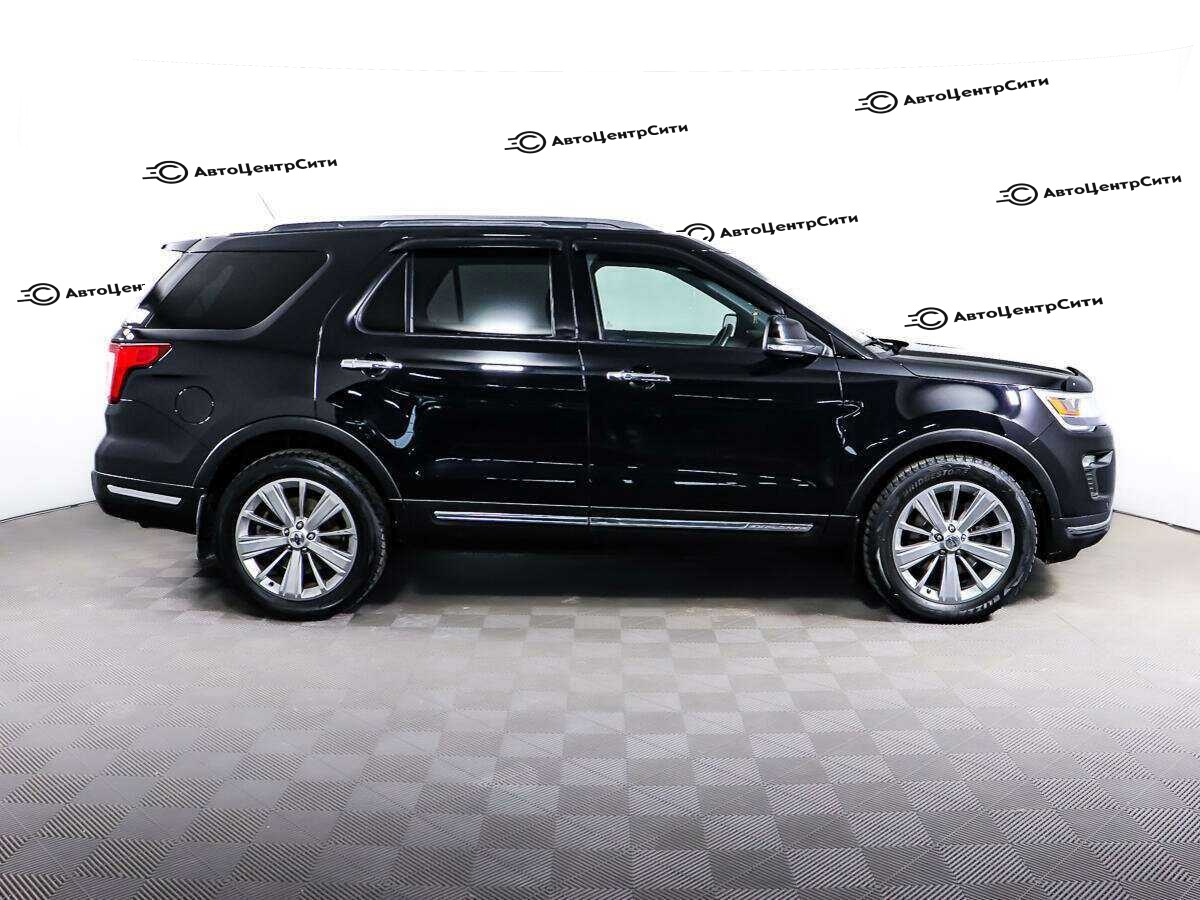 Ford Explorer с пробегом — 2018 год. Фото: #3