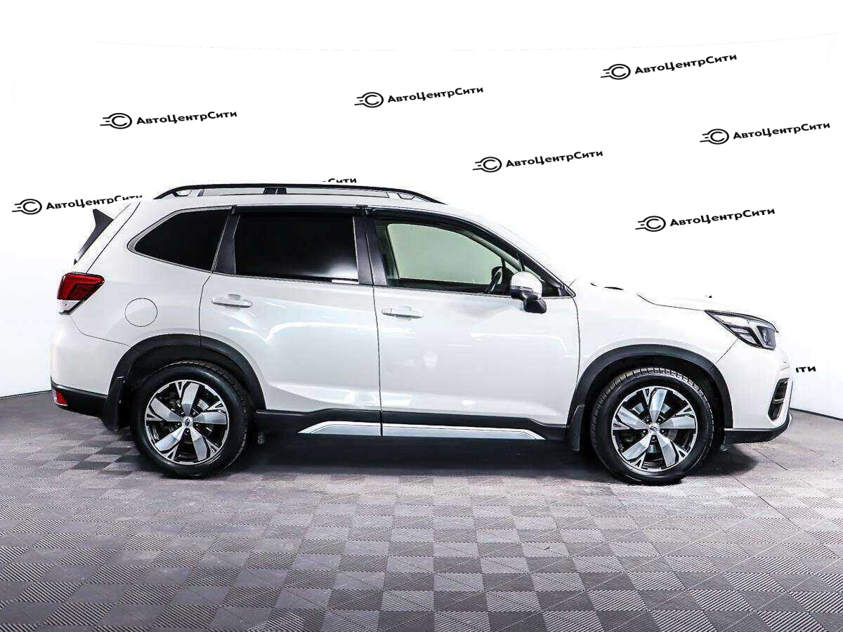 Subaru Forester с пробегом — 2019 год. Фото: #3