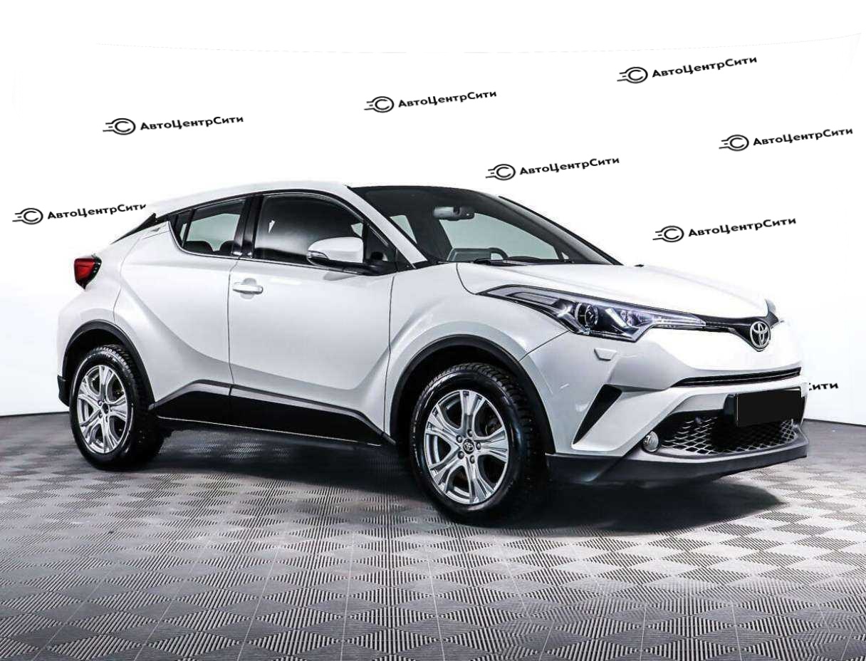 Toyota C-HR с пробегом — 2019 год. Фото: #2