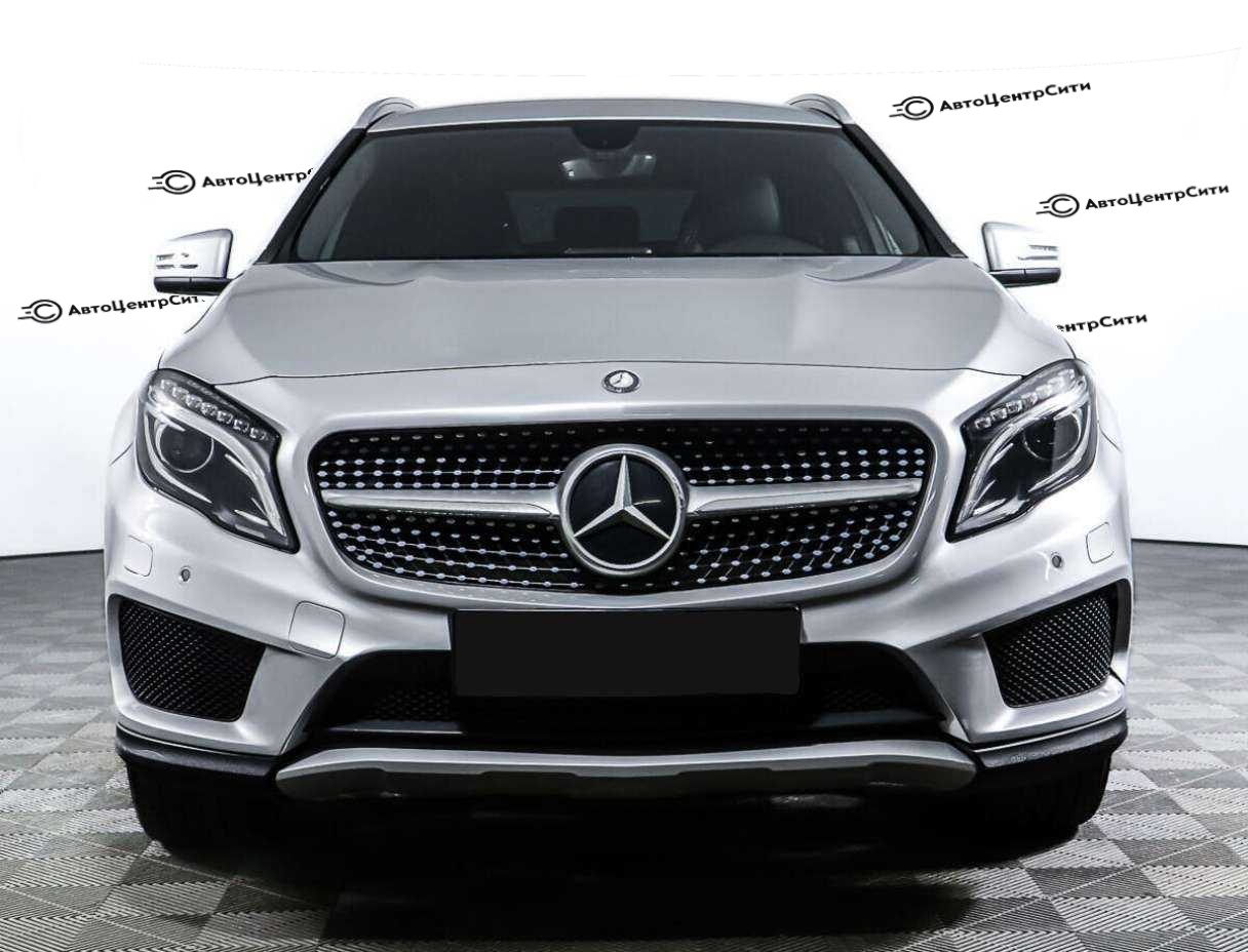 Mercedes-Benz GLA с пробегом — 2015 год. Фото: #1