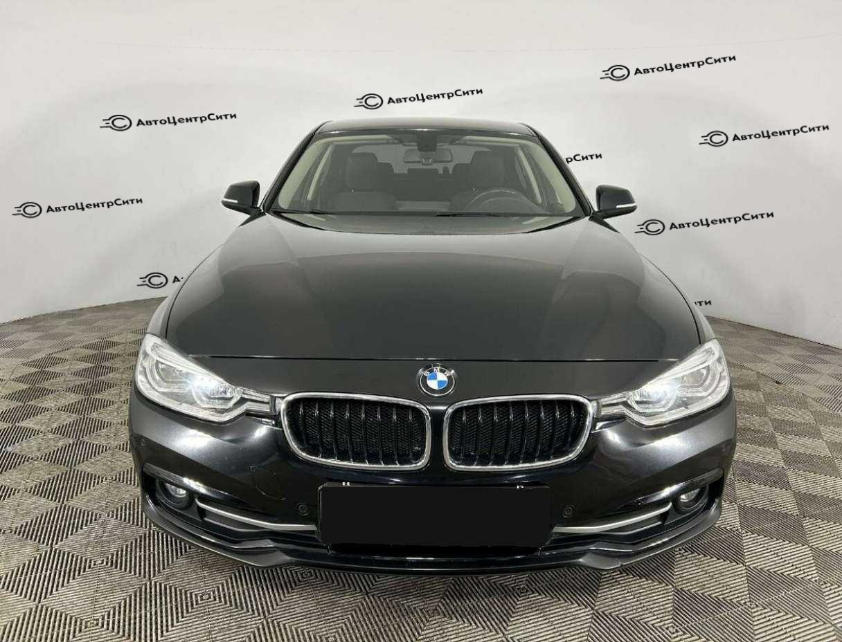 BMW 3 серии с пробегом — 2016 год. Фото: #1