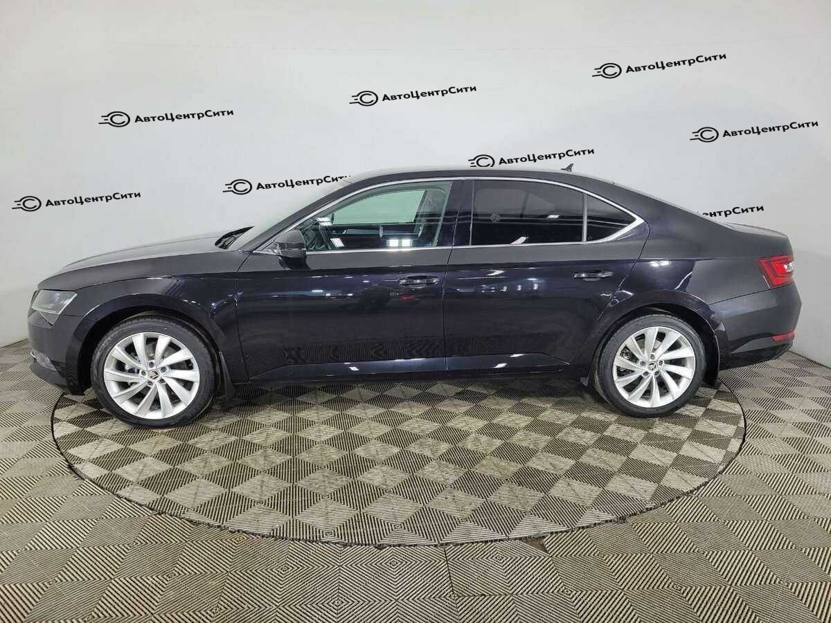 Skoda Superb с пробегом — 2016 год. Фото: #4