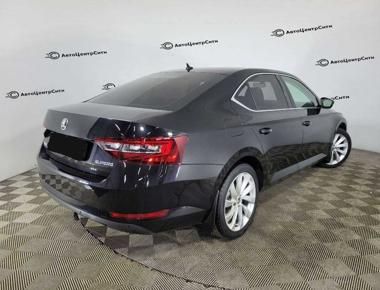 Skoda Superb с пробегом — 2016 год. Фото: #5