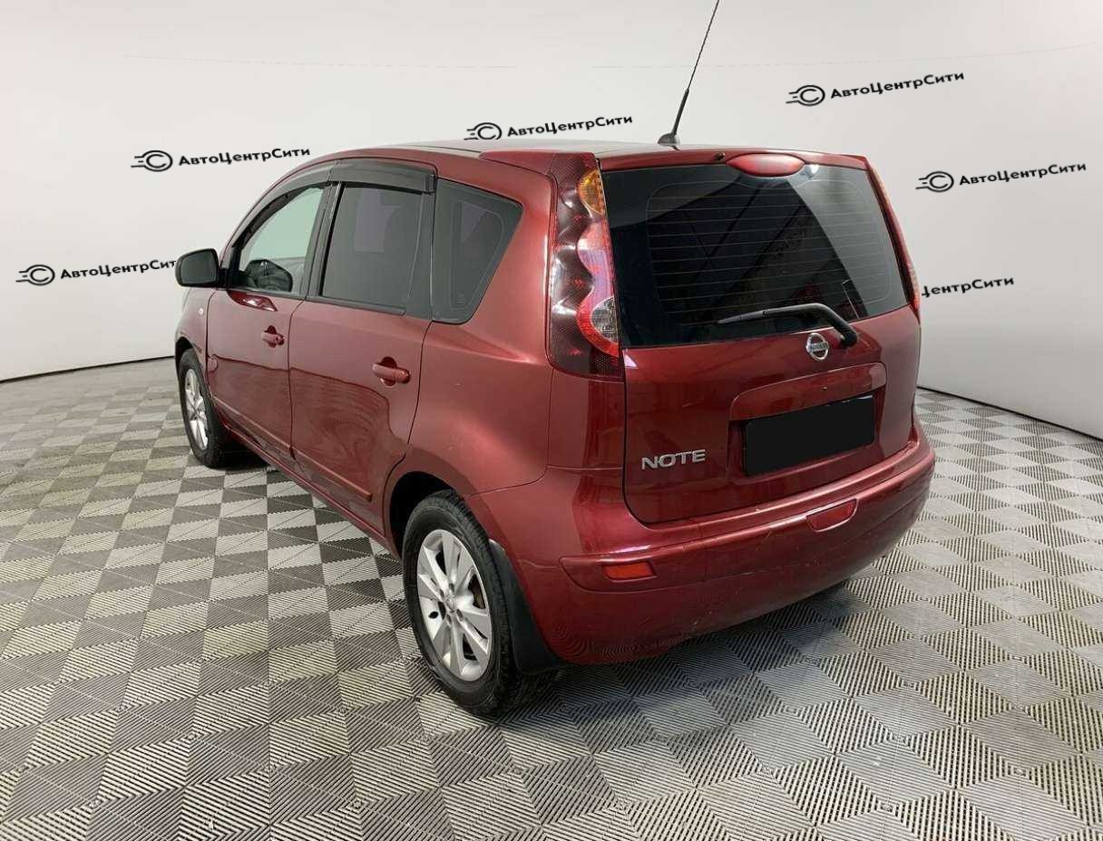 Nissan Note с пробегом — 2012 год. Фото: #5