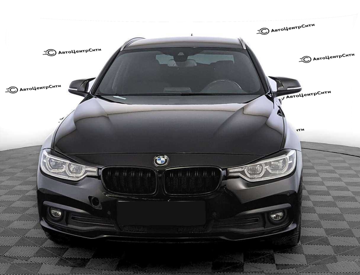 BMW 3 серии с пробегом — 2019 год. Фото: #1