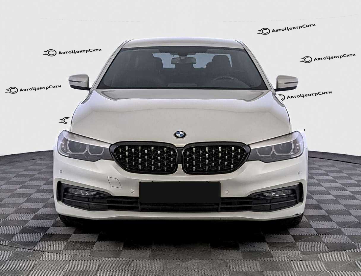BMW 5 серии с пробегом — 2017 год. Фото: #1