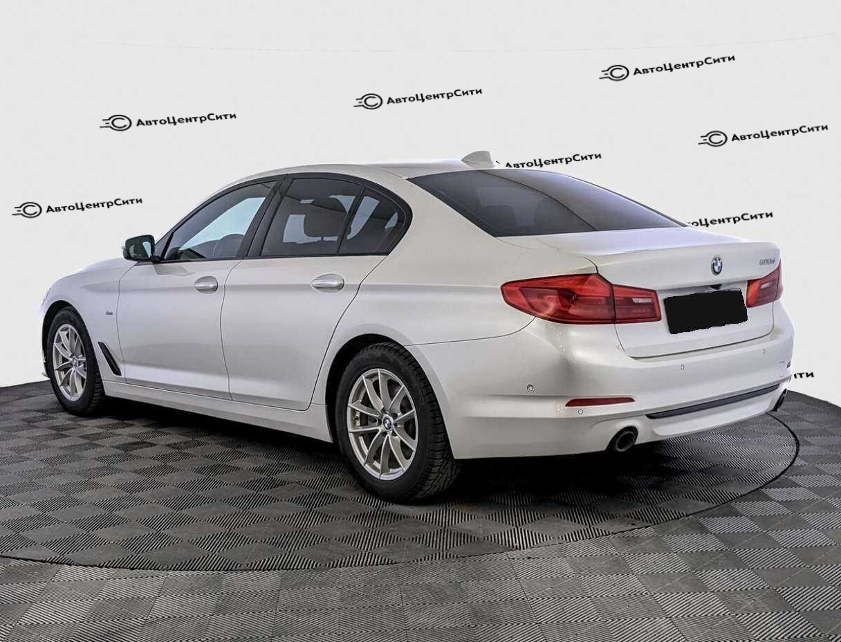 BMW 5 серии с пробегом — 2017 год. Фото: #6