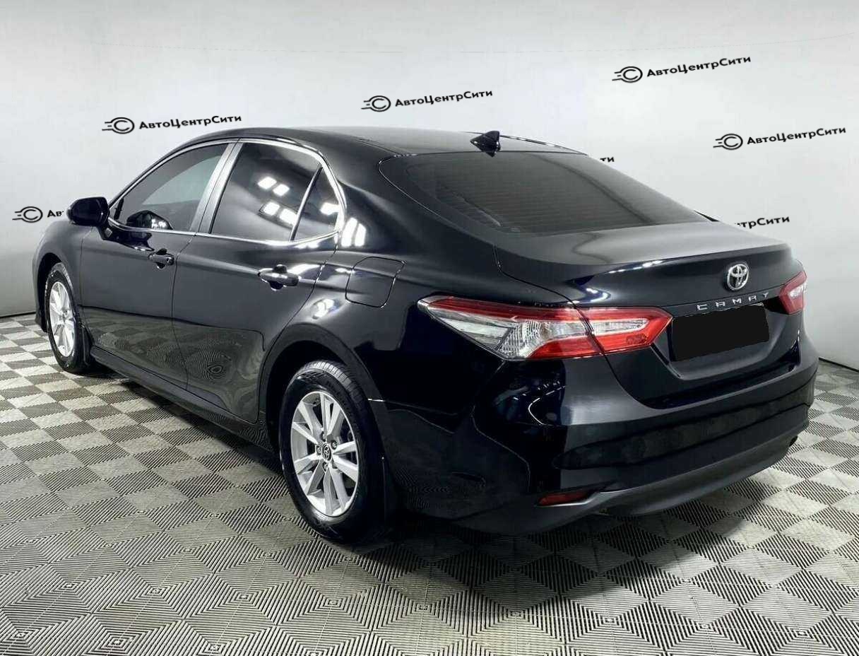 Toyota Camry с пробегом — 2020 год. Фото: #5