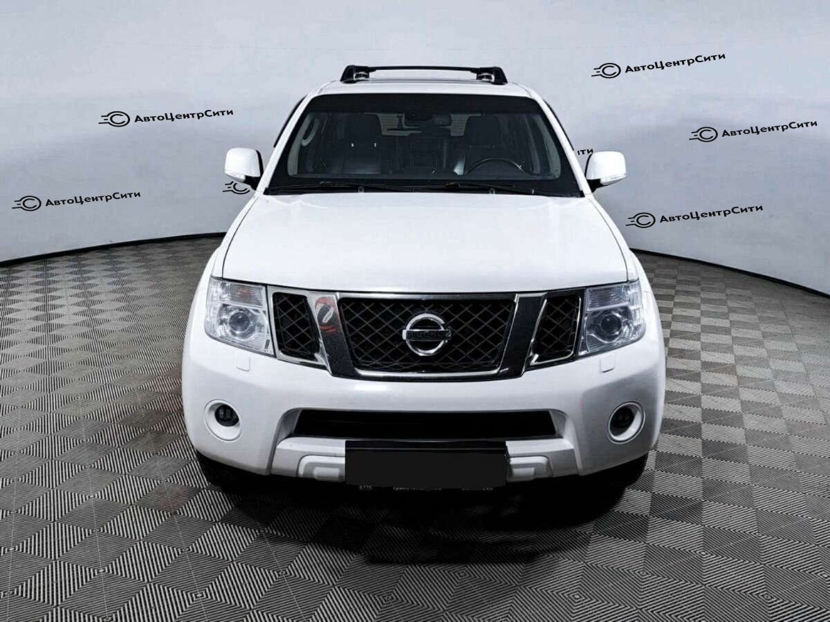 Nissan Pathfinder с пробегом — 2014 год. Фото: #1