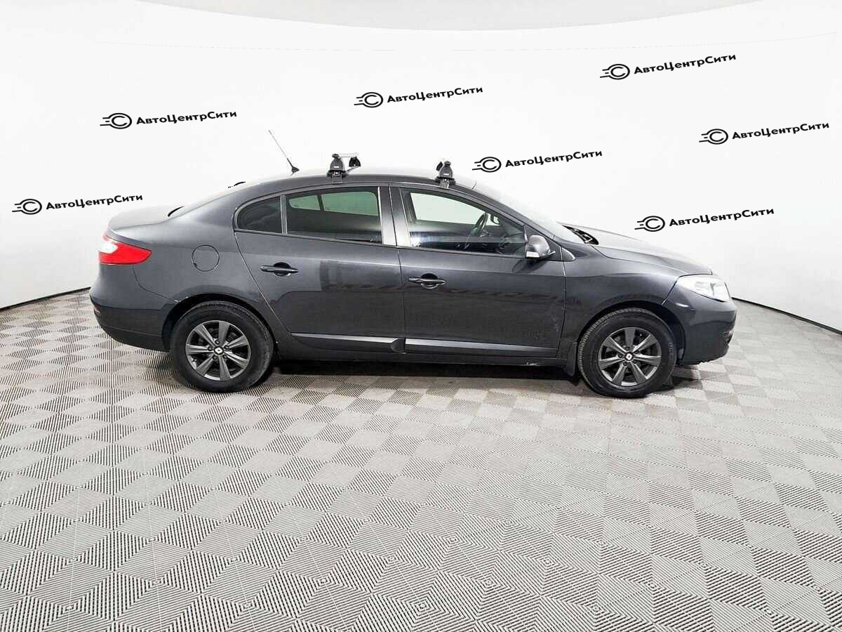 Renault Fluence с пробегом — 2012 год. Фото: #3