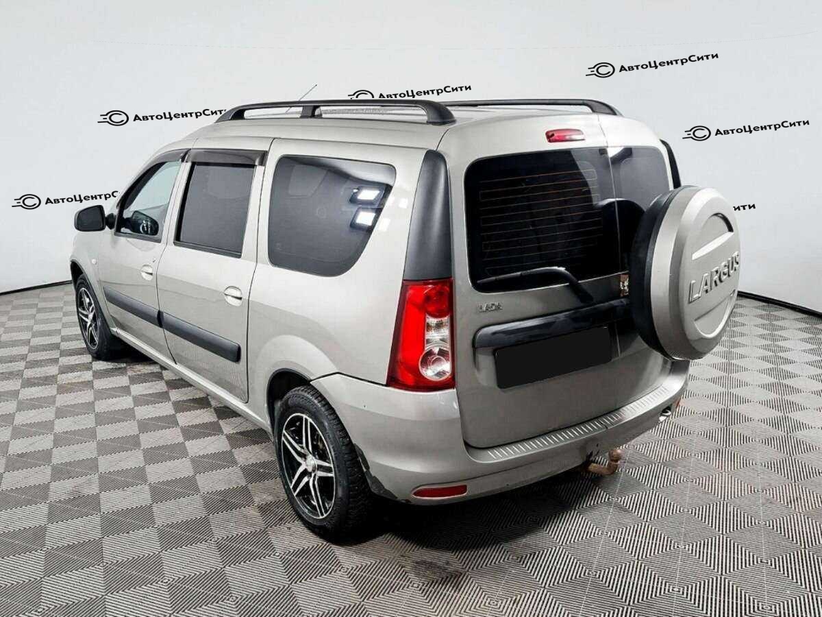 Lada (ВАЗ) Largus с пробегом — 2013 год. Фото: #5