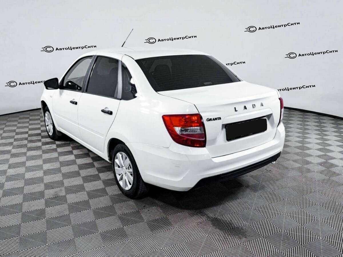 Lada (ВАЗ) Granta с пробегом — 2018 год. Фото: #6