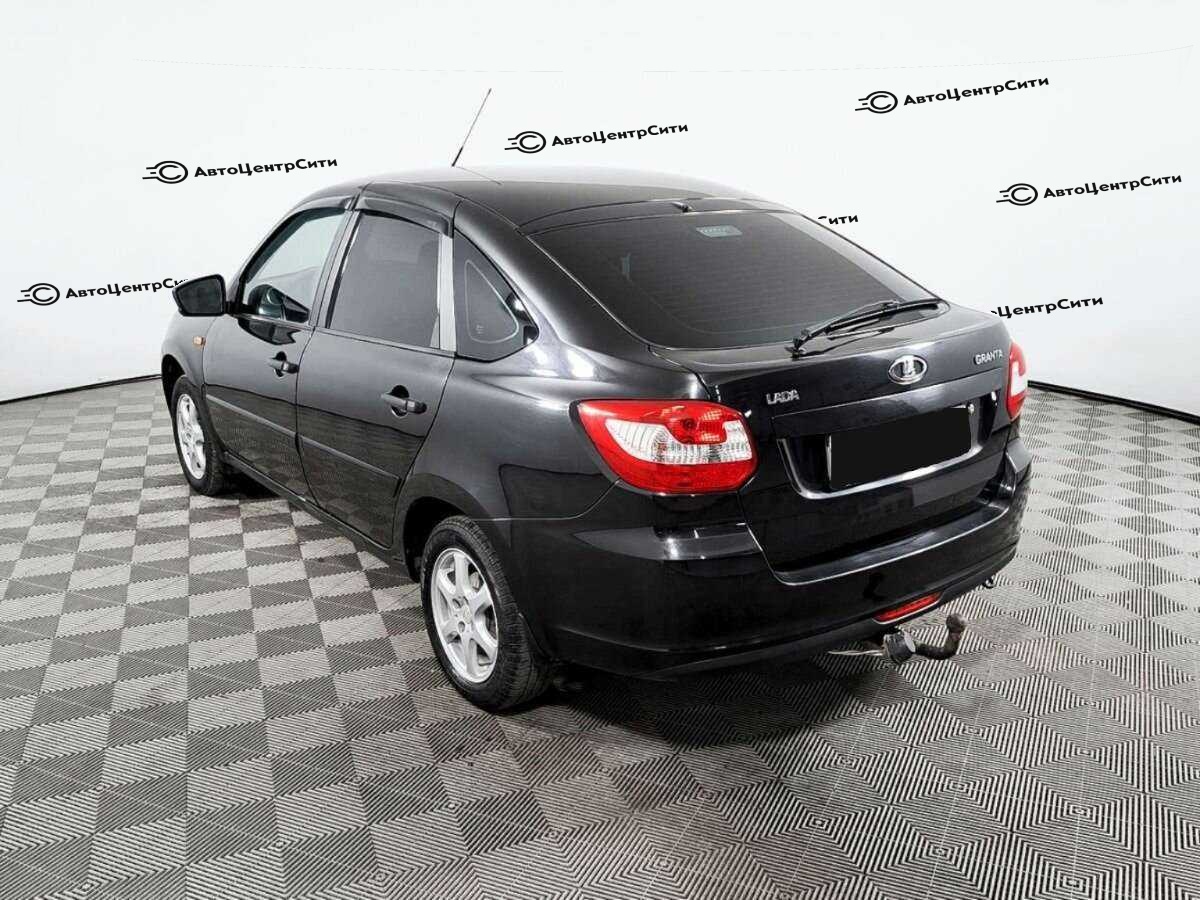 Lada (ВАЗ) Granta с пробегом — 2016 год. Фото: #6
