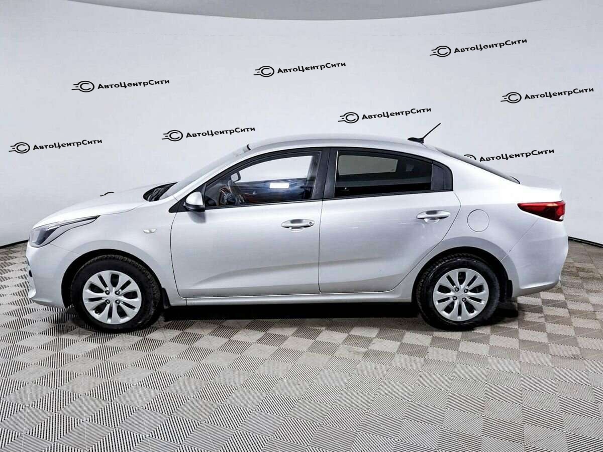Kia Rio с пробегом — 2017 год. Фото: #7
