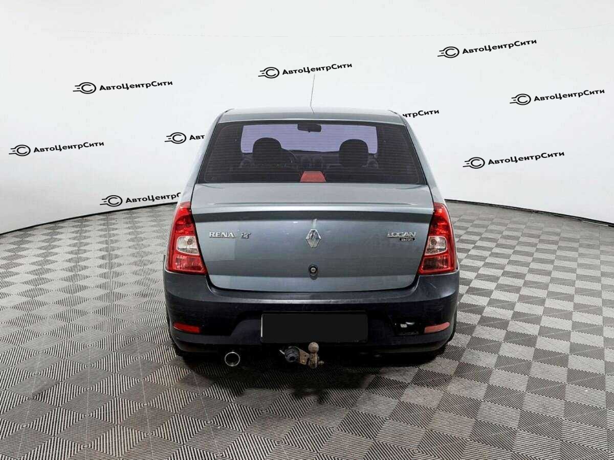 Renault Logan с пробегом — 2012 год. Фото: #4