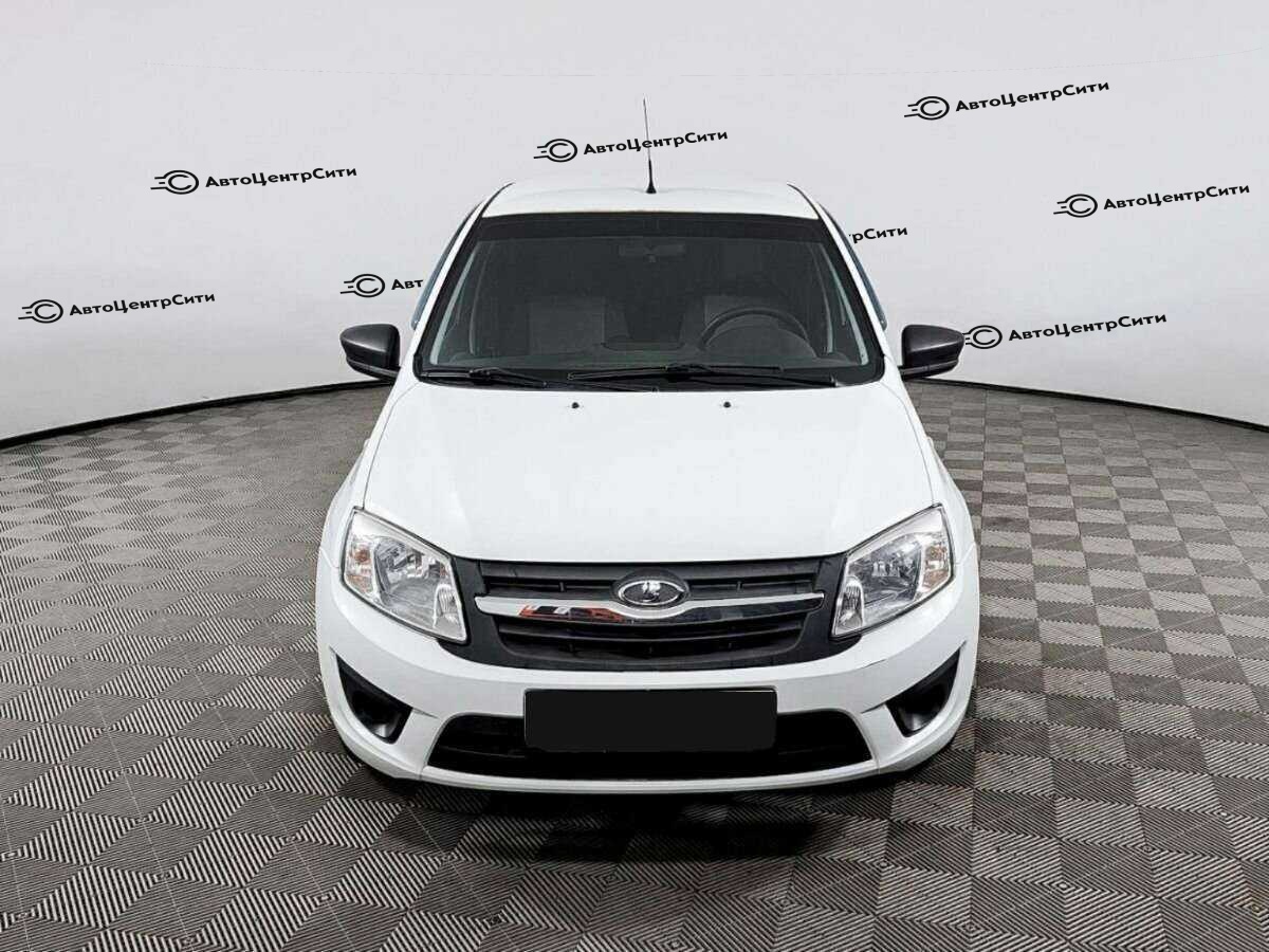 Lada (ВАЗ) Granta с пробегом — 2018 год. Фото: #1