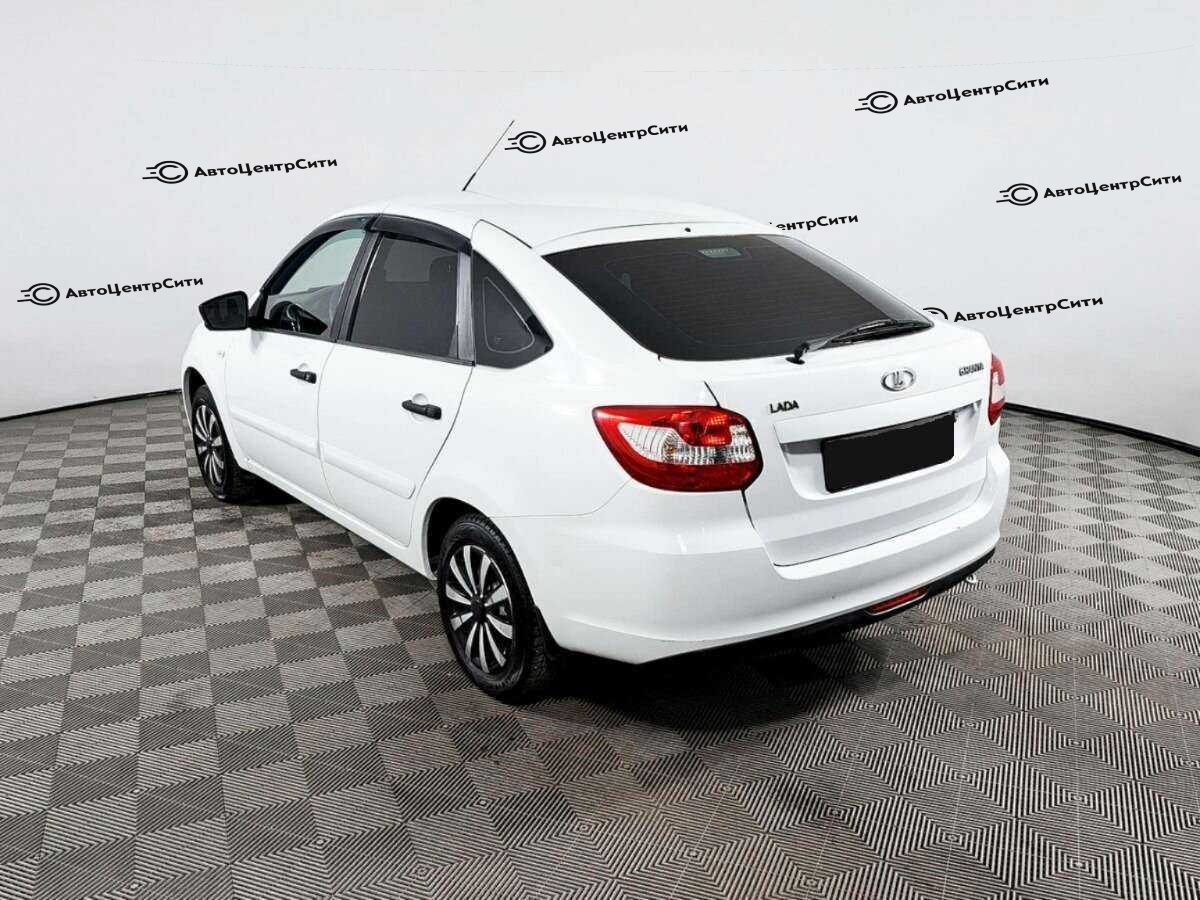 Lada (ВАЗ) Granta с пробегом — 2018 год. Фото: #5