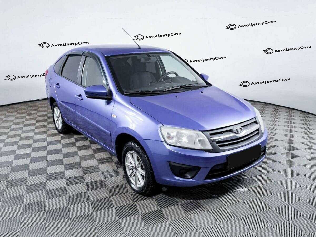 Lada (ВАЗ) Granta с пробегом — 2016 год. Фото: #2