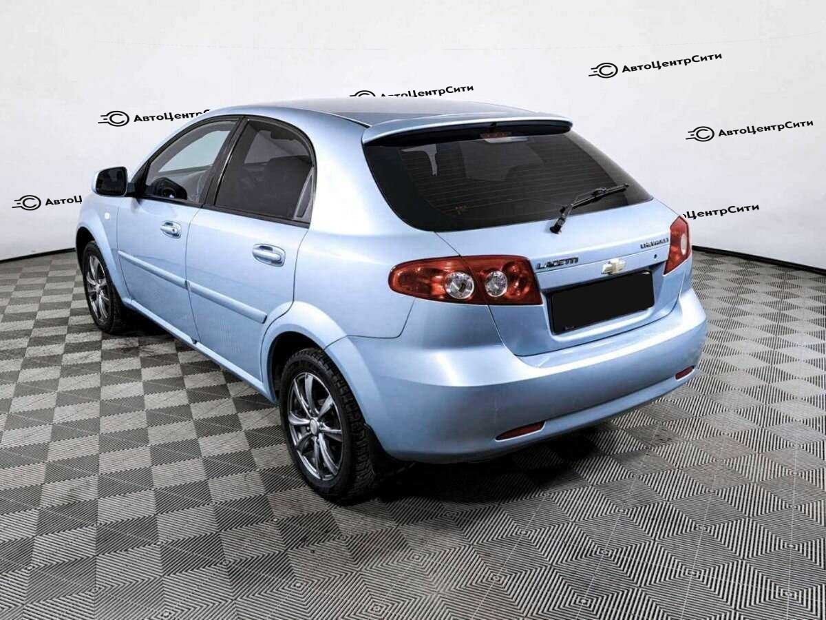 Chevrolet Lacetti с пробегом — 2012 год. Фото: #6