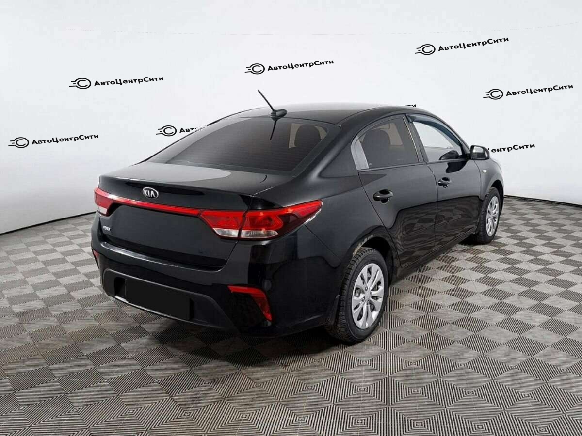 Kia Rio с пробегом — 2017 год. Фото: #4