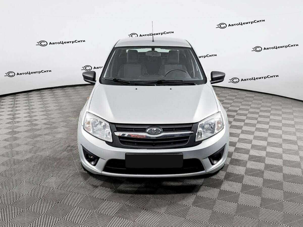 Lada (ВАЗ) Granta с пробегом — 2016 год. Фото: #1