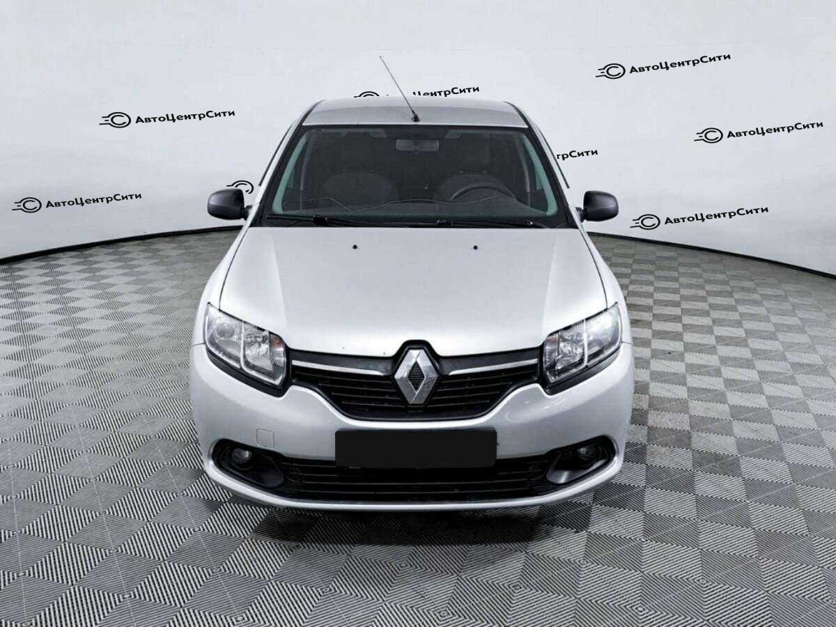 Renault Logan с пробегом — 2014 год. Фото: #1