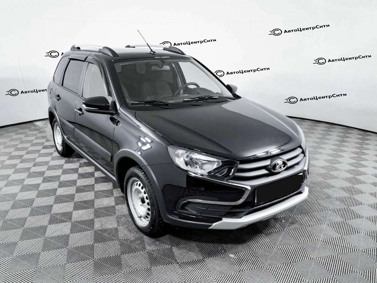 Lada (ВАЗ) Granta с пробегом — 2023 год. Фото: #2