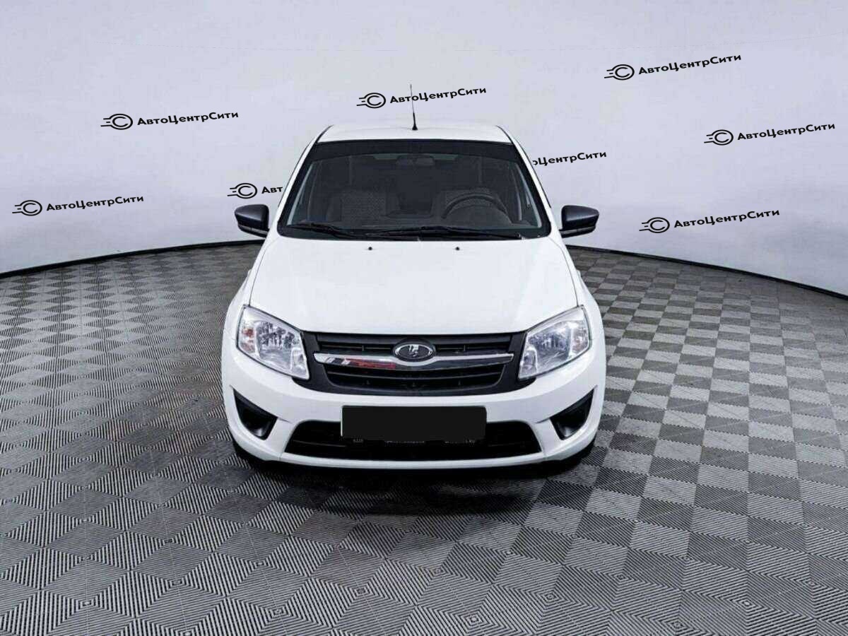 Lada (ВАЗ) Granta с пробегом — 2018 год. Фото: #1