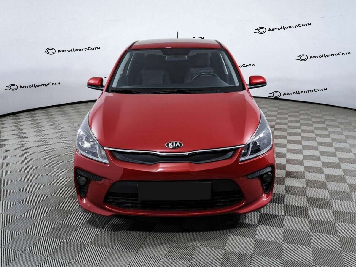 Kia Rio с пробегом — 2020 год. Фото: #1