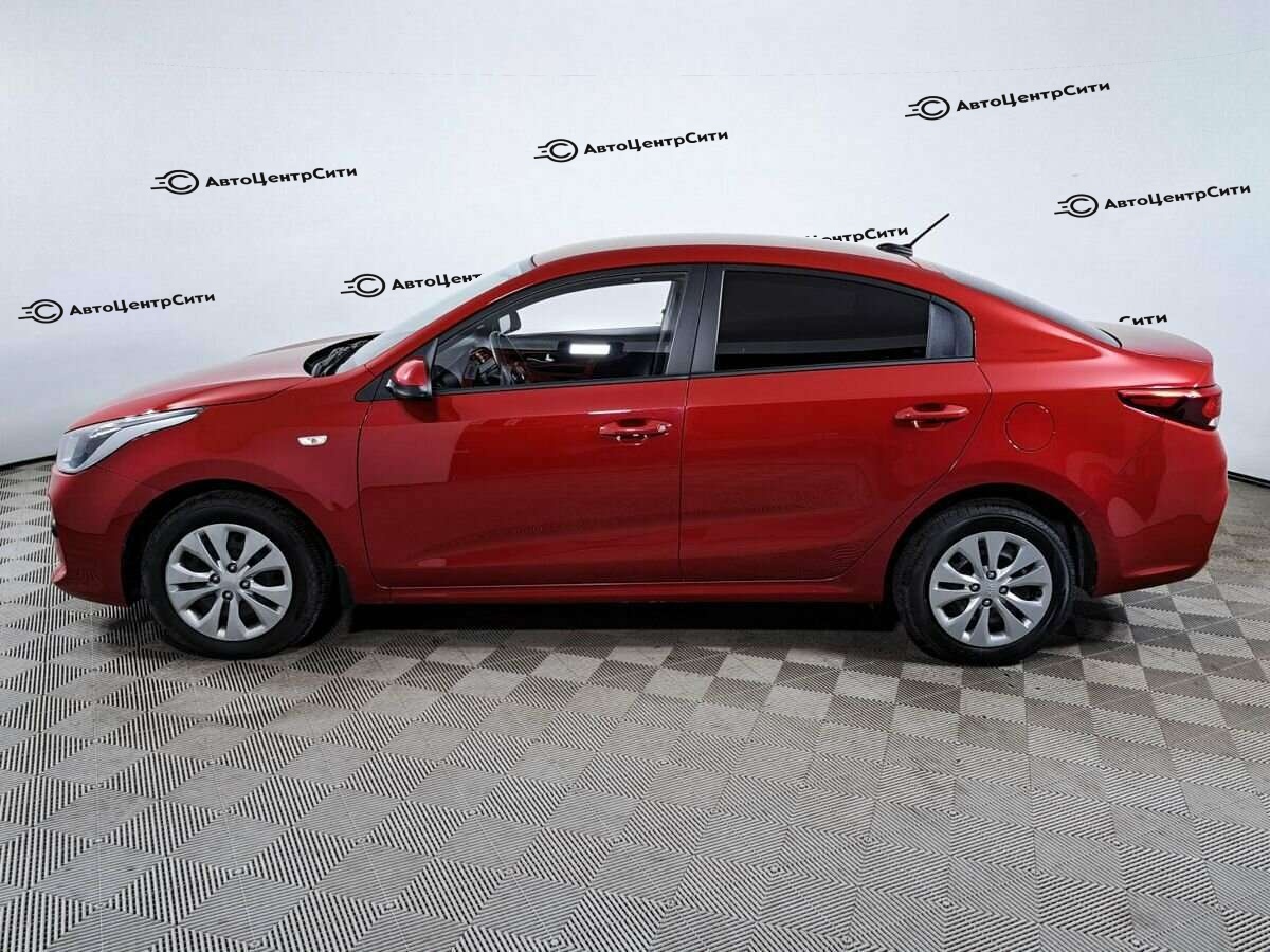 Kia Rio с пробегом — 2020 год. Фото: #7