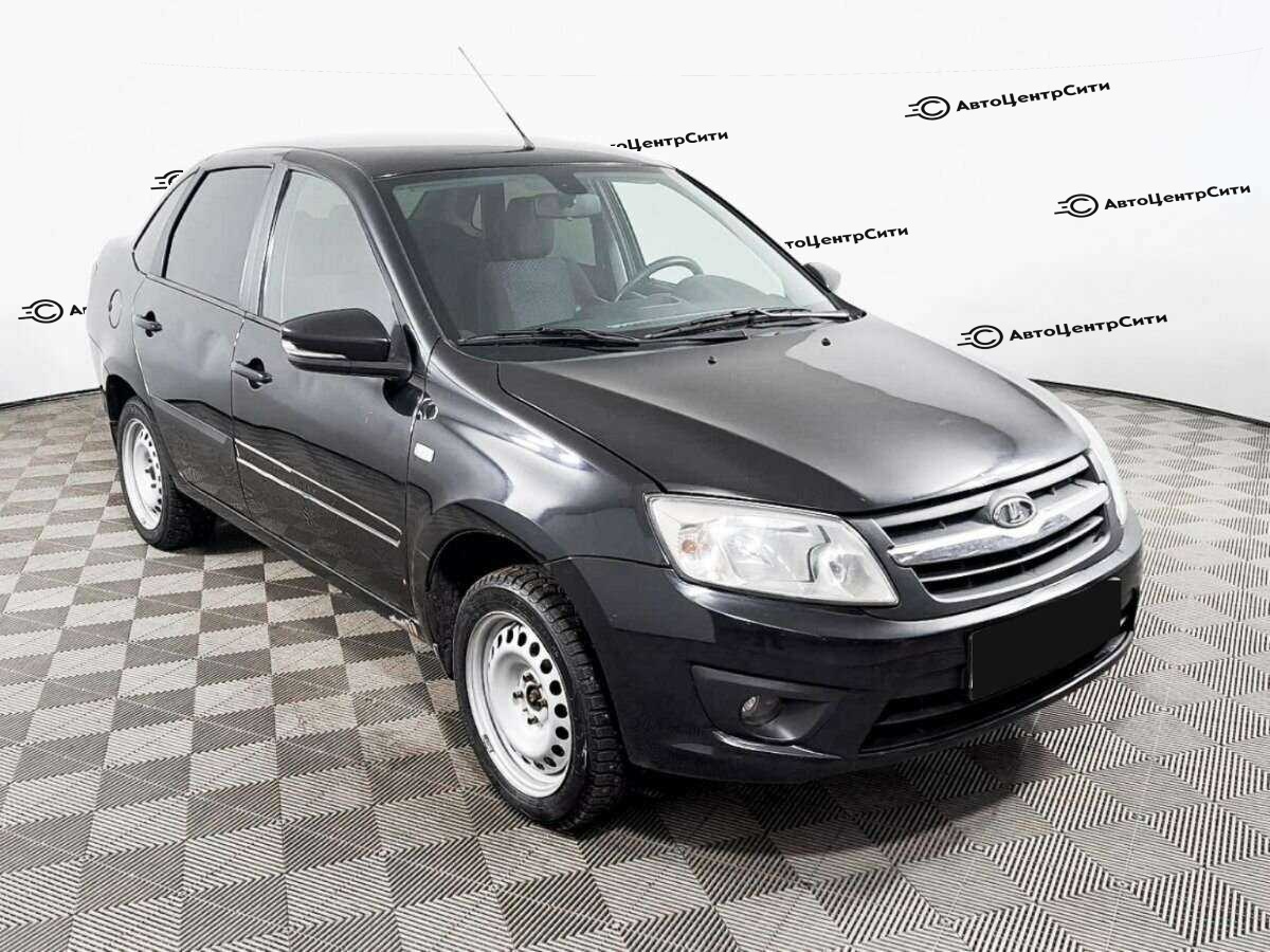 Lada (ВАЗ) Granta с пробегом — 2014 год. Фото: #2