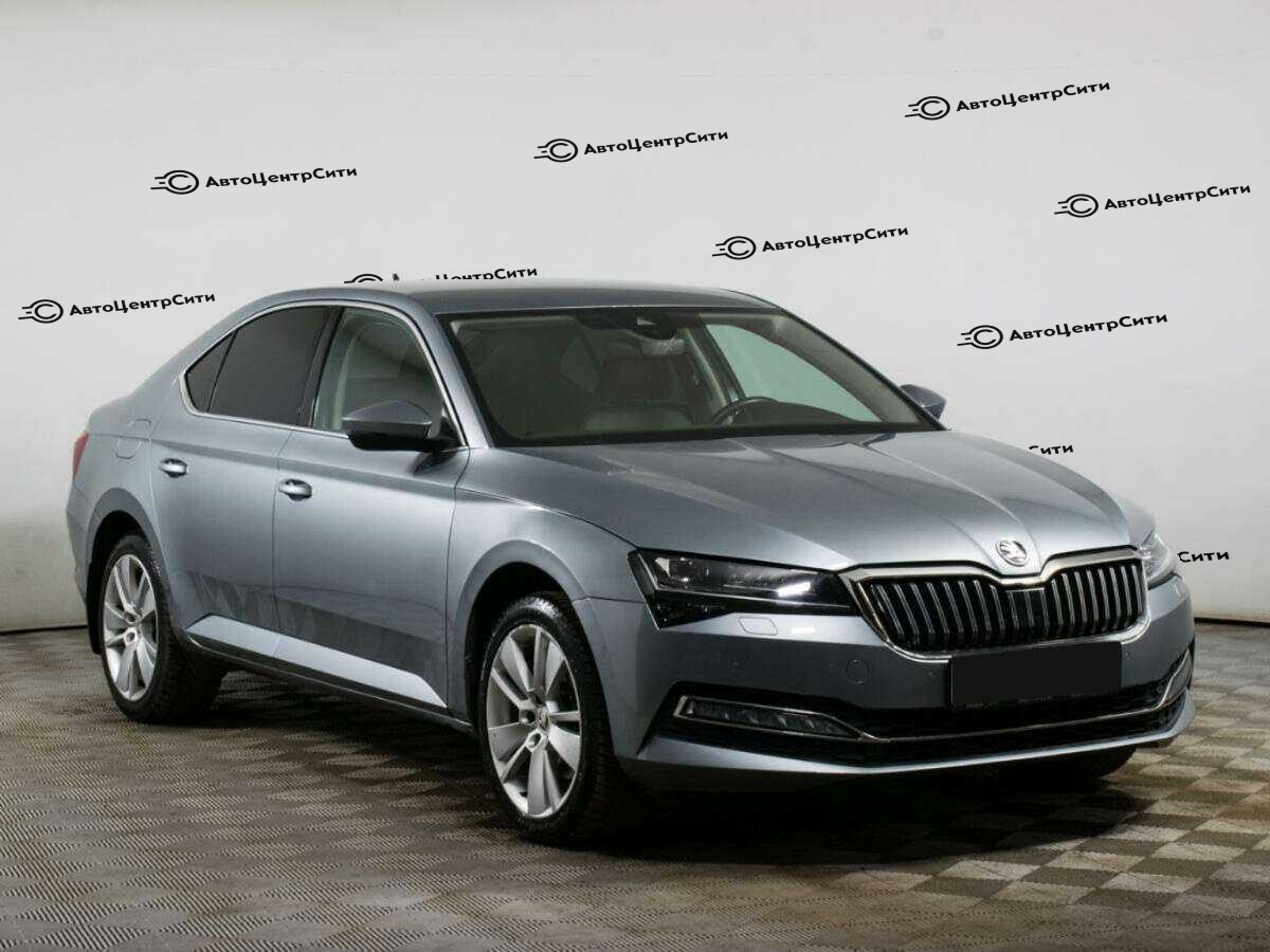 Skoda Superb с пробегом — 2019 год. Фото: #2