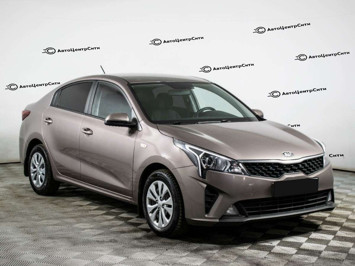 Kia Rio с пробегом — 2021 год. Фото: #2
