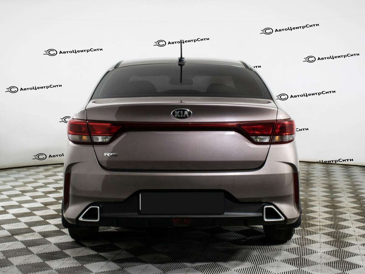 Kia Rio с пробегом — 2021 год. Фото: #5