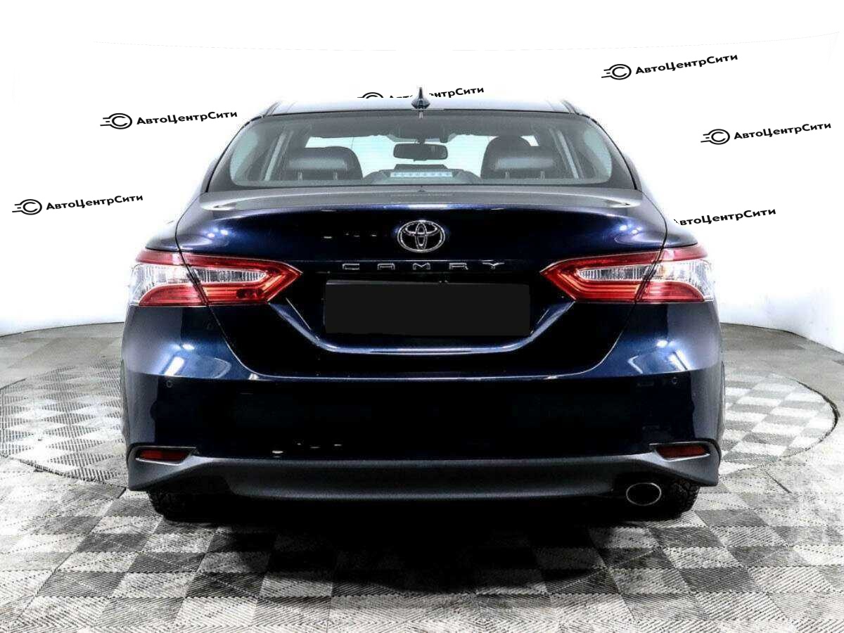 Toyota Camry с пробегом — 2019 год. Фото: #4