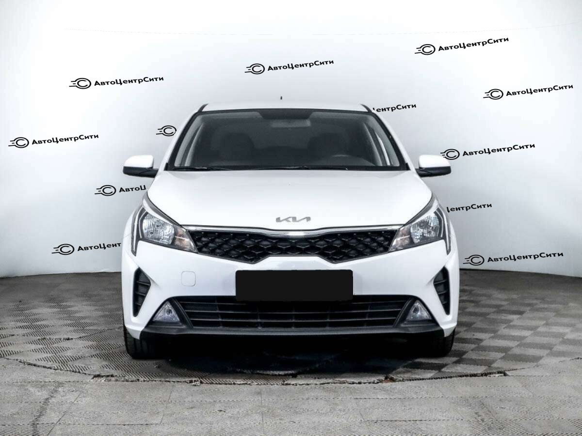 Kia Rio с пробегом — 2021 год. Фото: #1