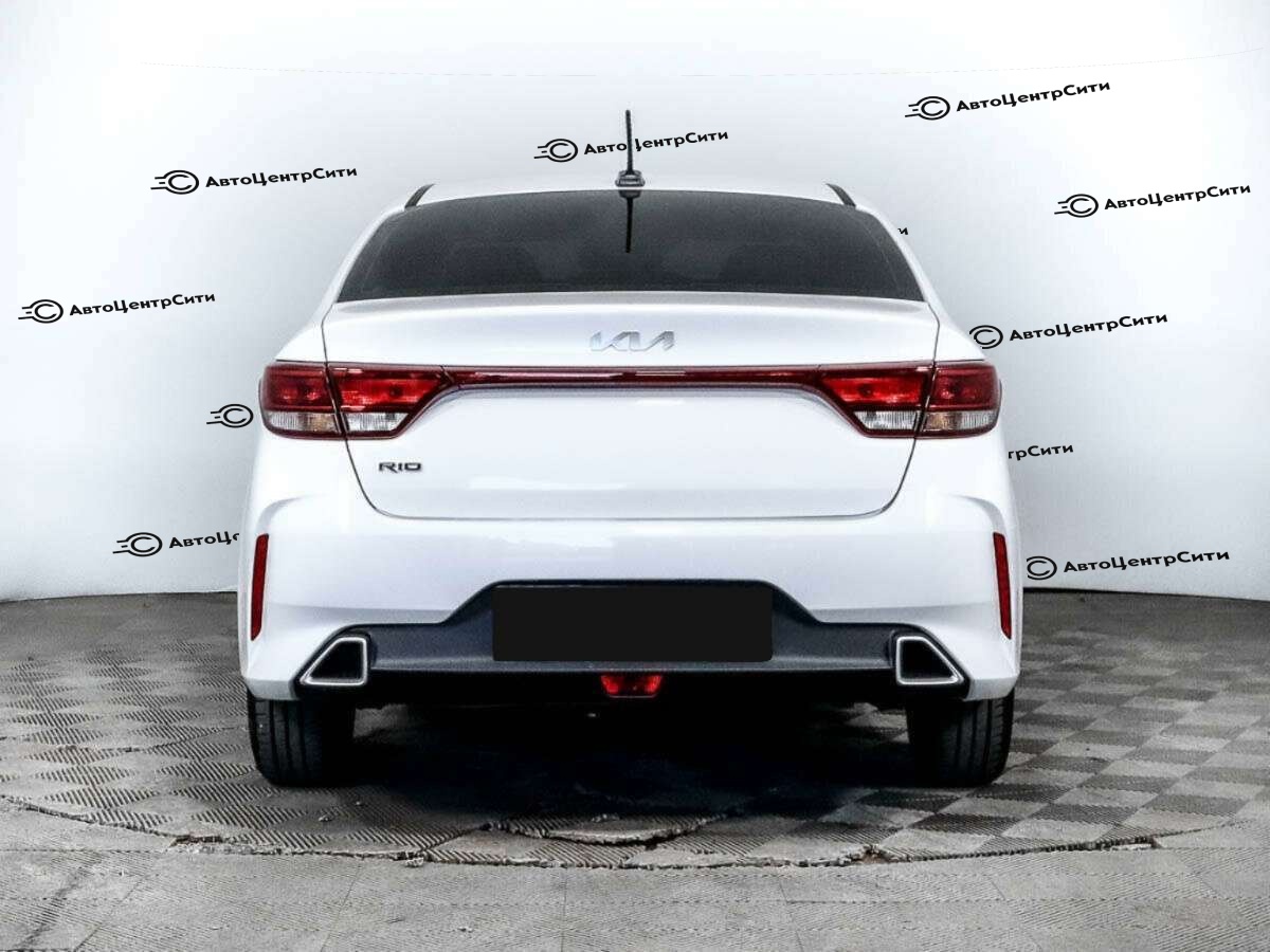 Kia Rio с пробегом — 2021 год. Фото: #4