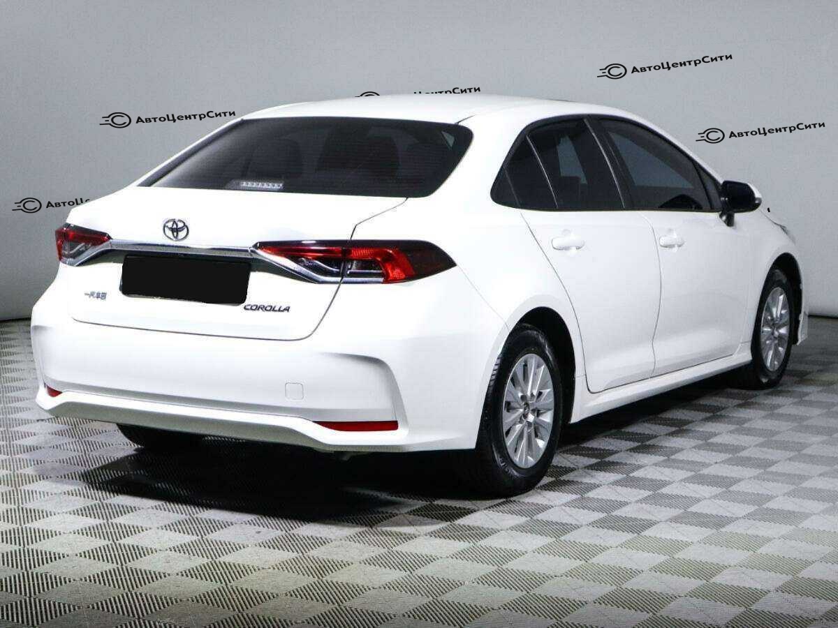 Toyota Corolla с пробегом — 2022 год. Фото: #4