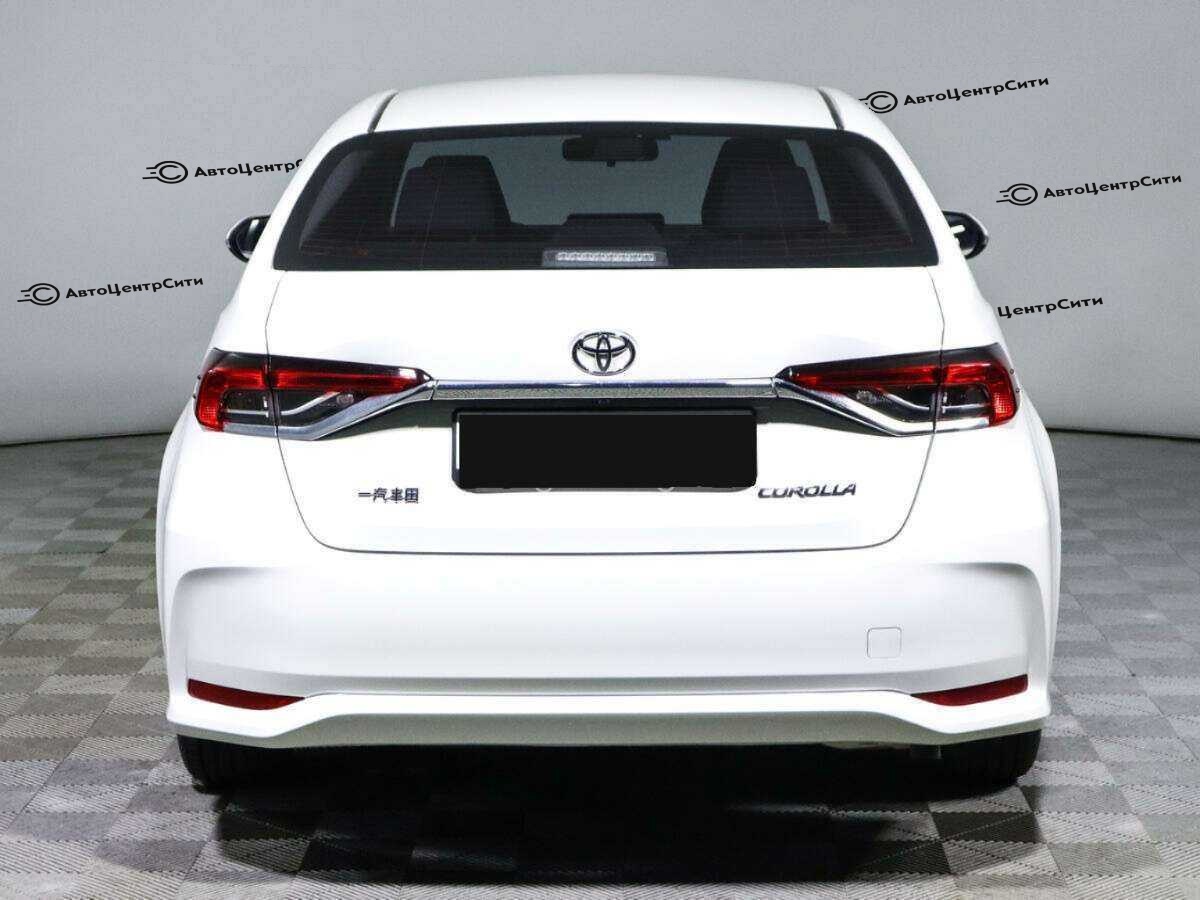 Toyota Corolla с пробегом — 2022 год. Фото: #5